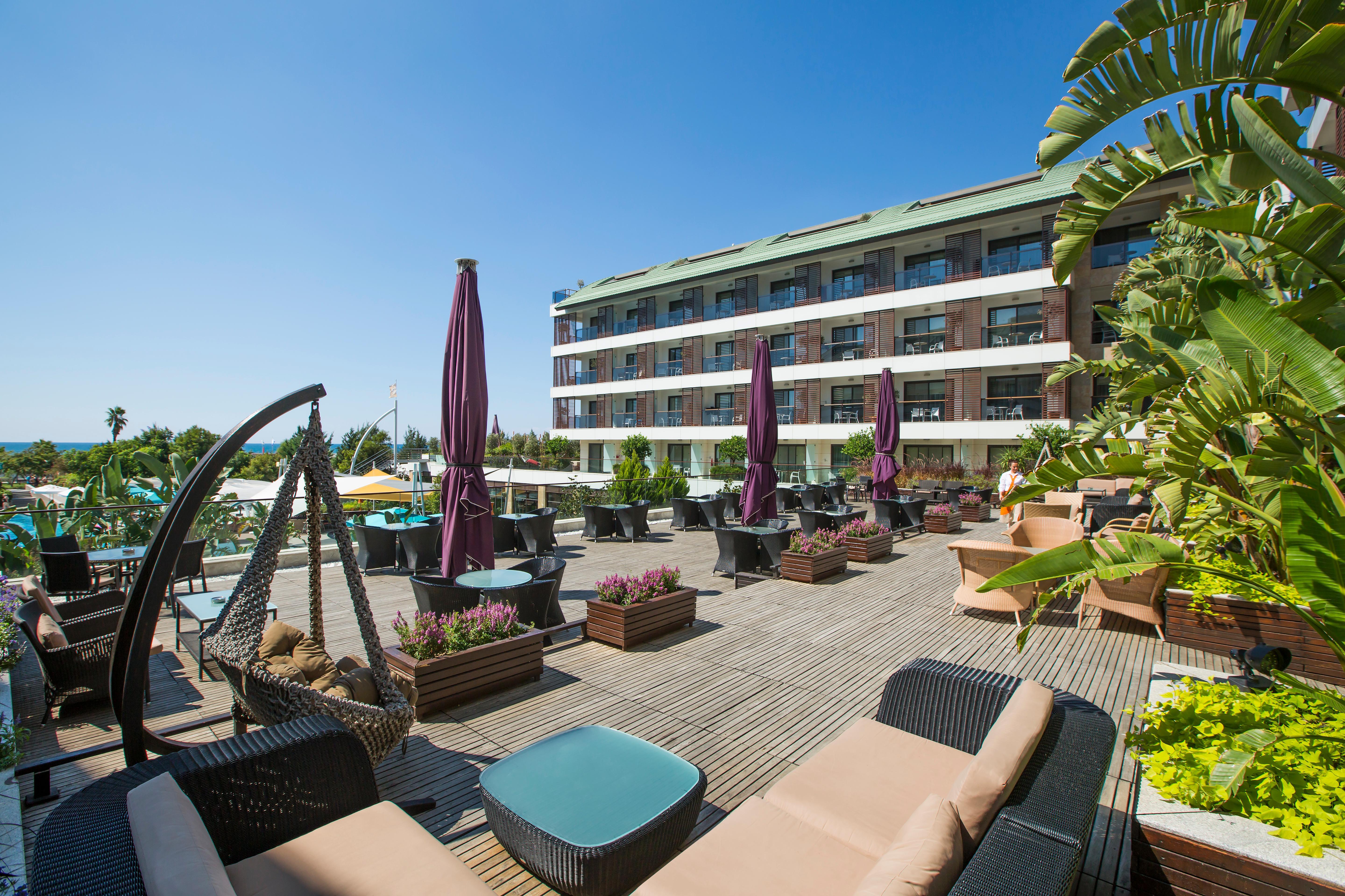 Blue Side Only Adult 16 Hotel Exterior photo
