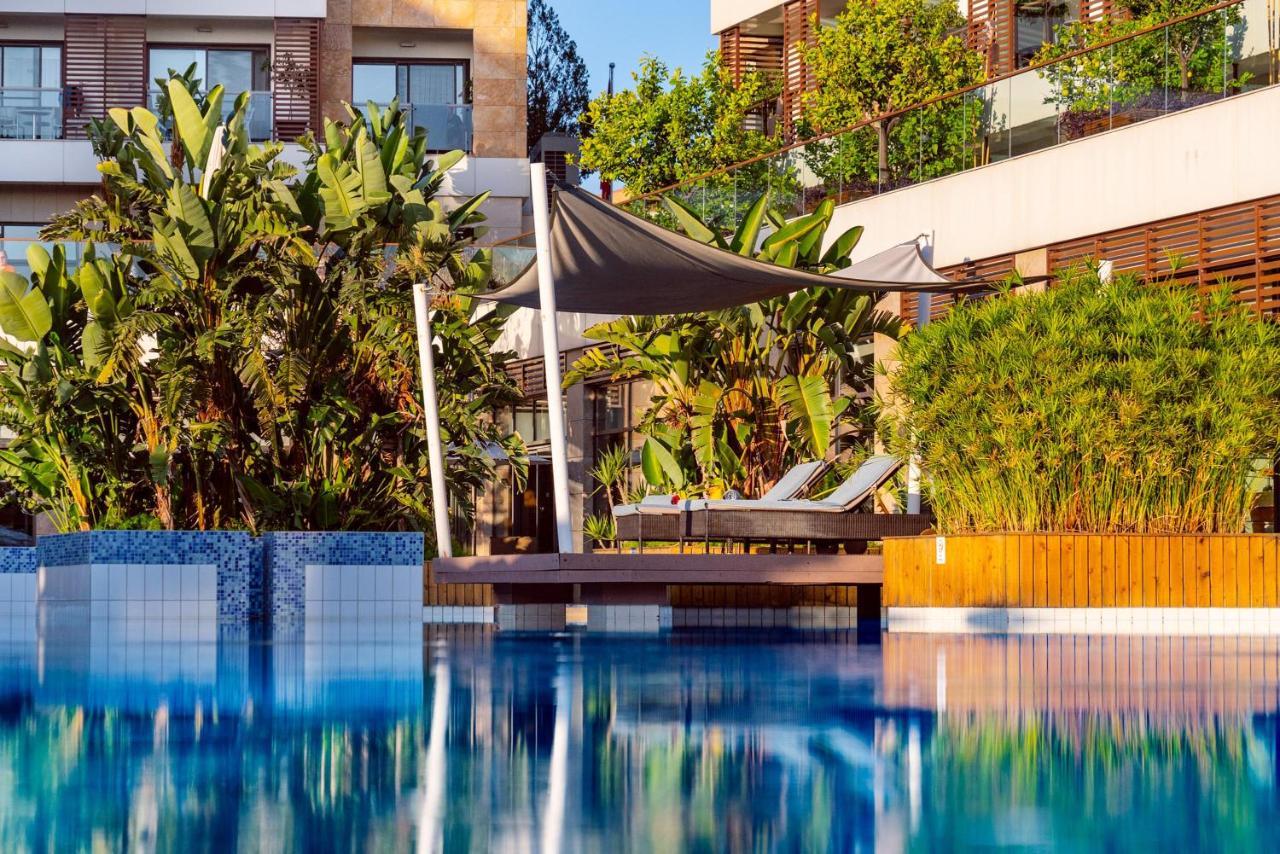 Blue Side Only Adult 16 Hotel Exterior photo